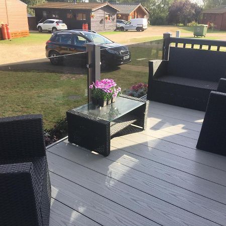 Tattershall Lakes Retreat 3 Bedroom Mini Lodge Waddington  Exterior photo