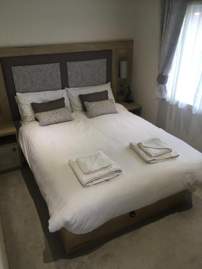 Tattershall Lakes Retreat 3 Bedroom Mini Lodge Waddington  Exterior photo
